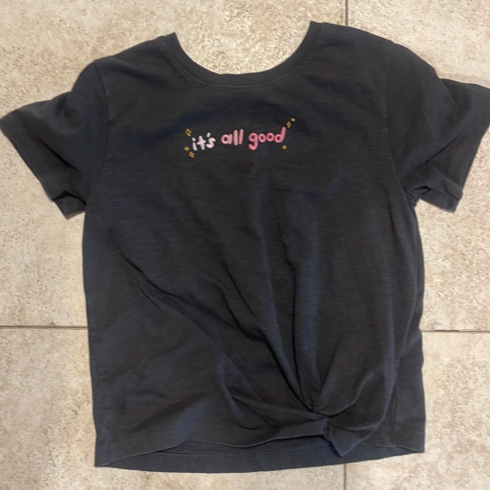 Kids shirt size medium